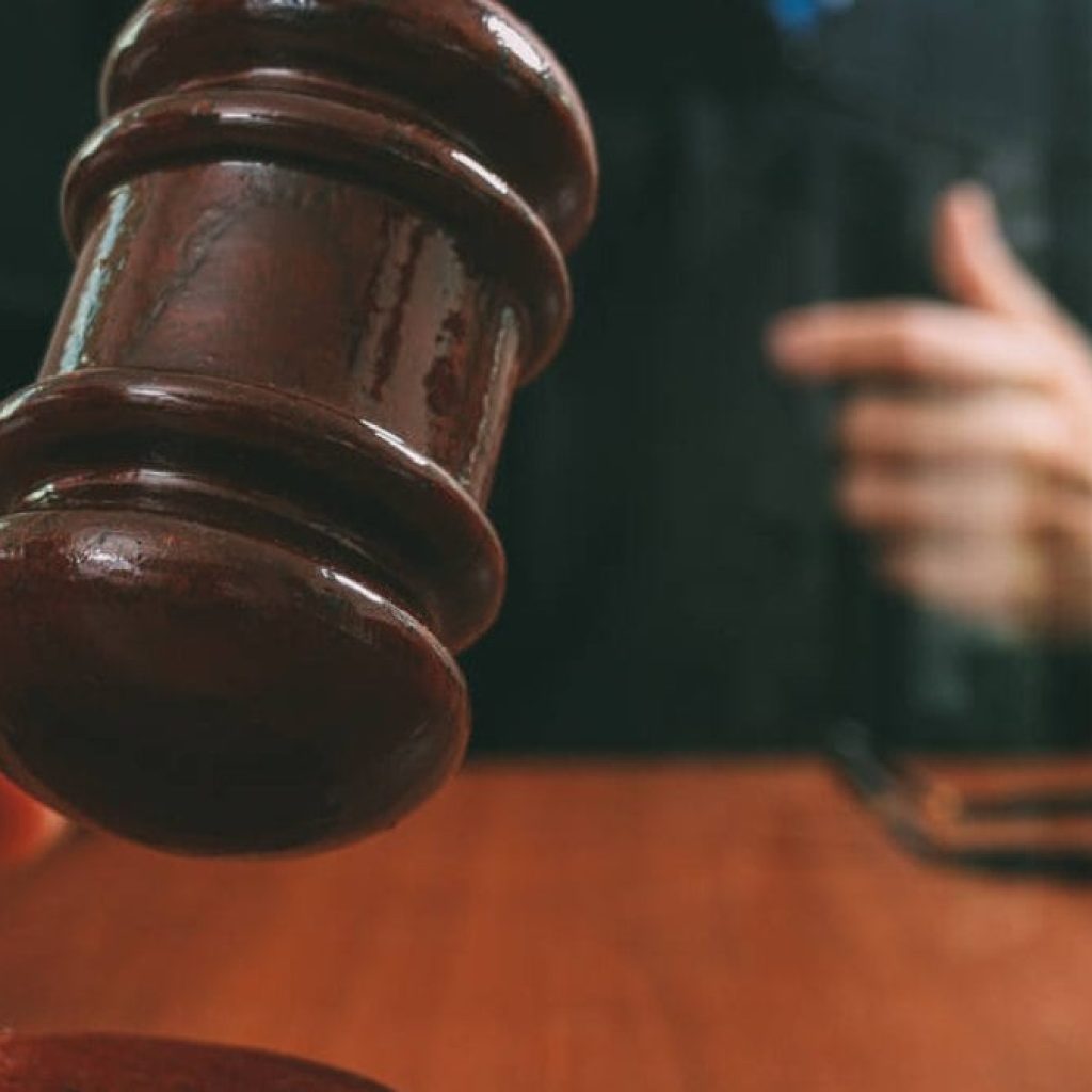 tj-sp-abre-400-vagas-em-concurso-com-salario-de-ate-r$-5,4-mil