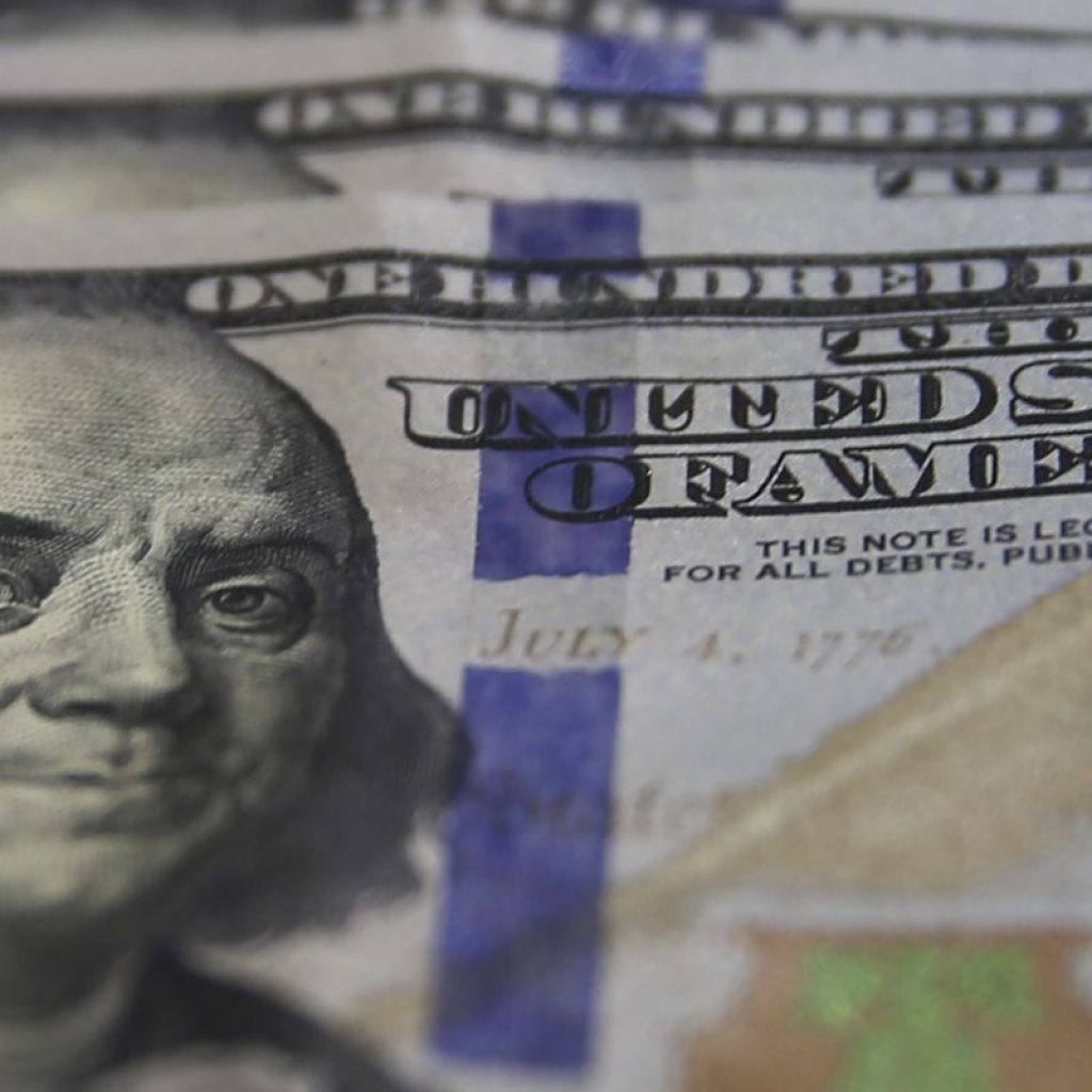 dolar-fecha-estavel,-apesar-de-volatilidade-durante-o-dia