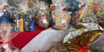 Solidariedade marca entrega de cestas natalinas para famílias atendidas pelo CRAS e CREAS em Campo Verde