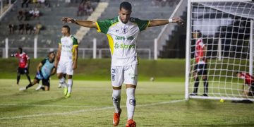 Uirapuru Campo Verde enfrenta o Atlético MT no domingo no Félix Belém de Castro